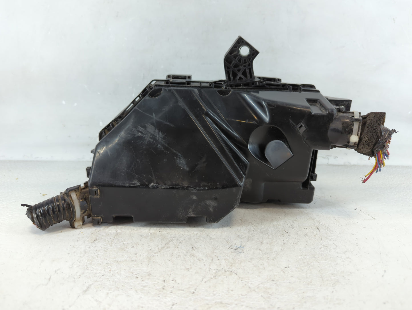 2018-2020 Honda Accord Fusebox Fuse Box Panel Relay Module P/N:7470-5432 Fits Fits 2018 2019 2020 OEM Used Auto Parts - Oemu