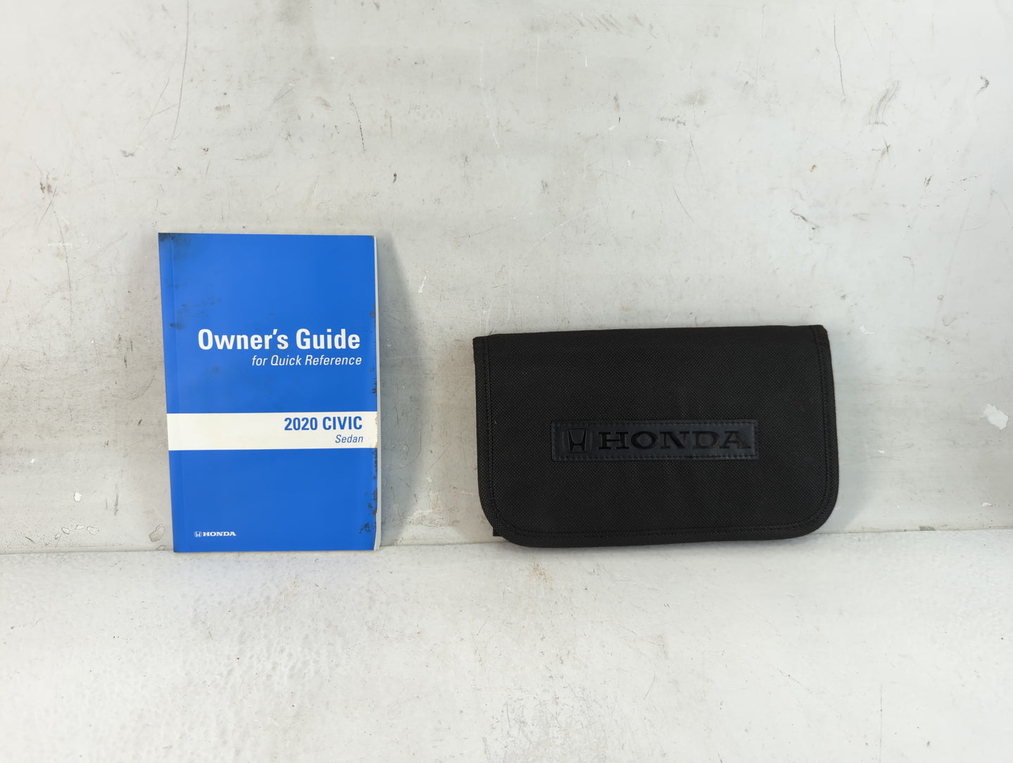 2020 Honda Civic Owners Manual Book Guide P/N:00X31-TBA-G401 OEM Used Auto Parts - Oemusedautoparts1.com