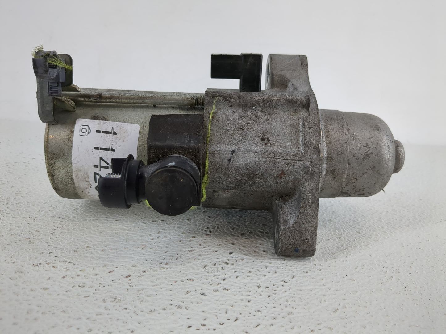 2016-2017 Honda Civic Car Starter Motor Solenoid OEM P/N:SM-75009 Fits Fits 2016 2017 2020 OEM Used Auto Parts - Oemusedauto