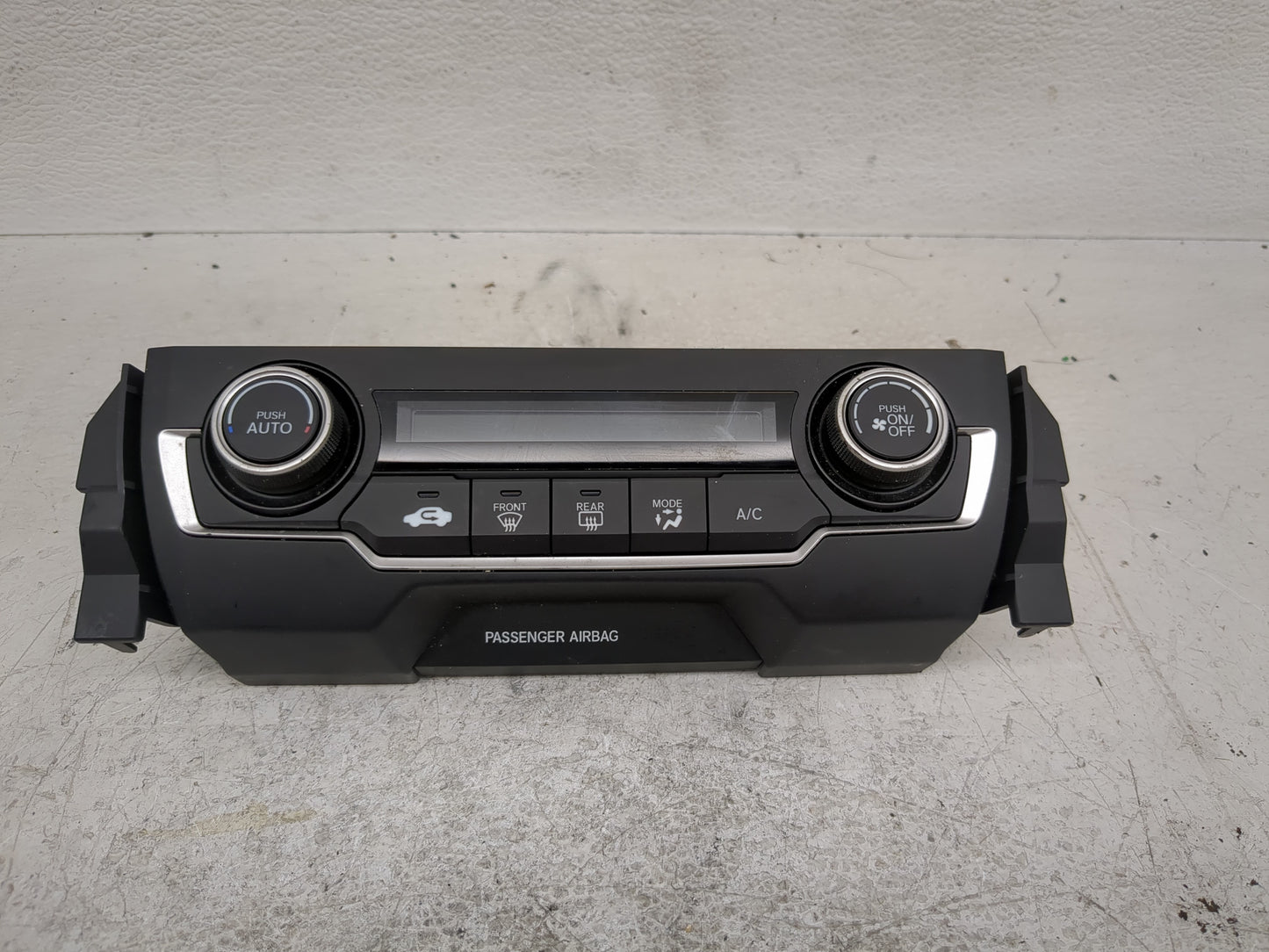 2016-2021 Honda Civic Climate Control Module Temperature AC/Heater Replacement P/N:79600TBAA121M1 Fits OEM Used Auto Parts -