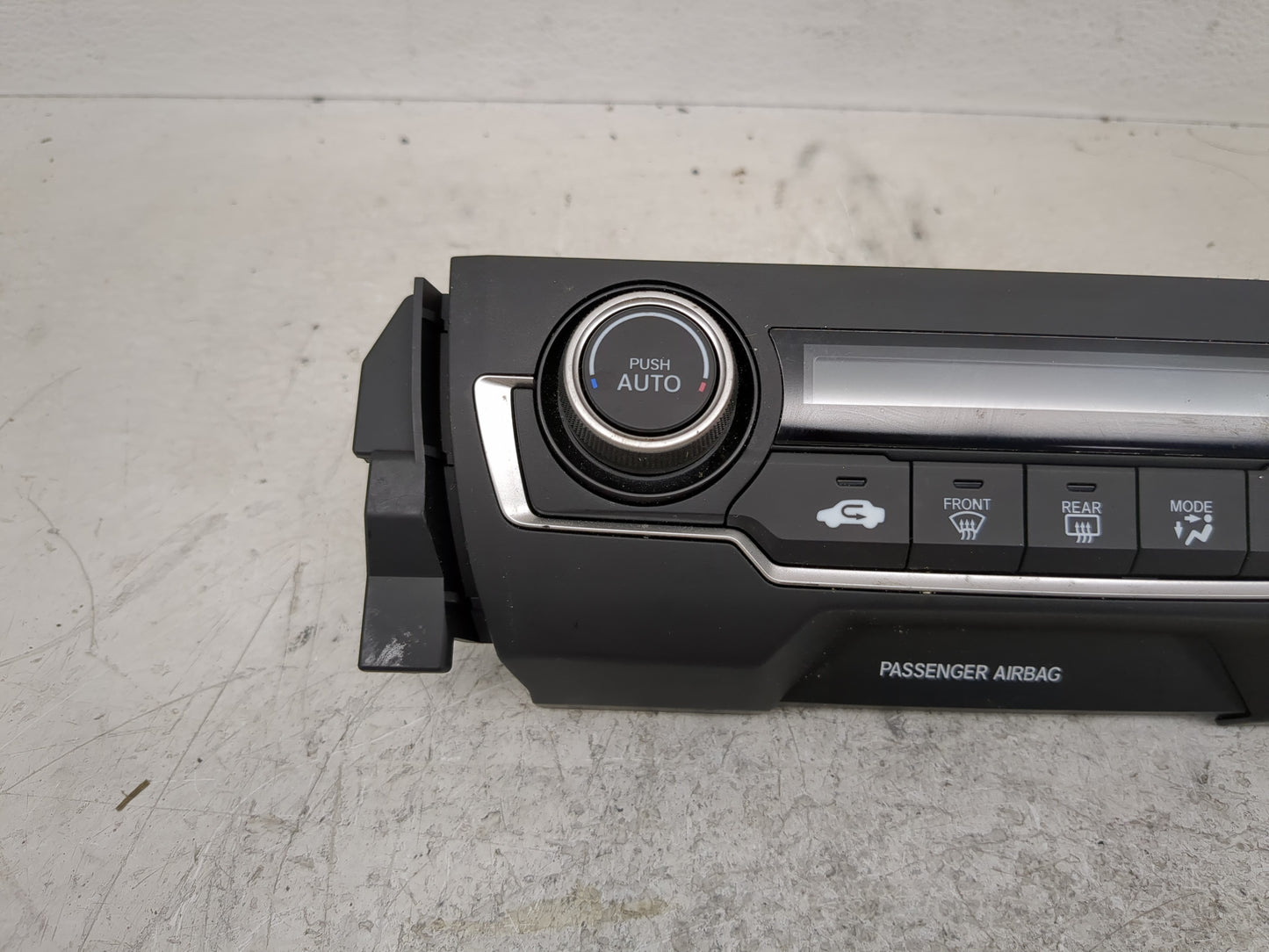 2016-2021 Honda Civic Climate Control Module Temperature AC/Heater Replacement P/N:79600TBAA121M1 Fits OEM Used Auto Parts -