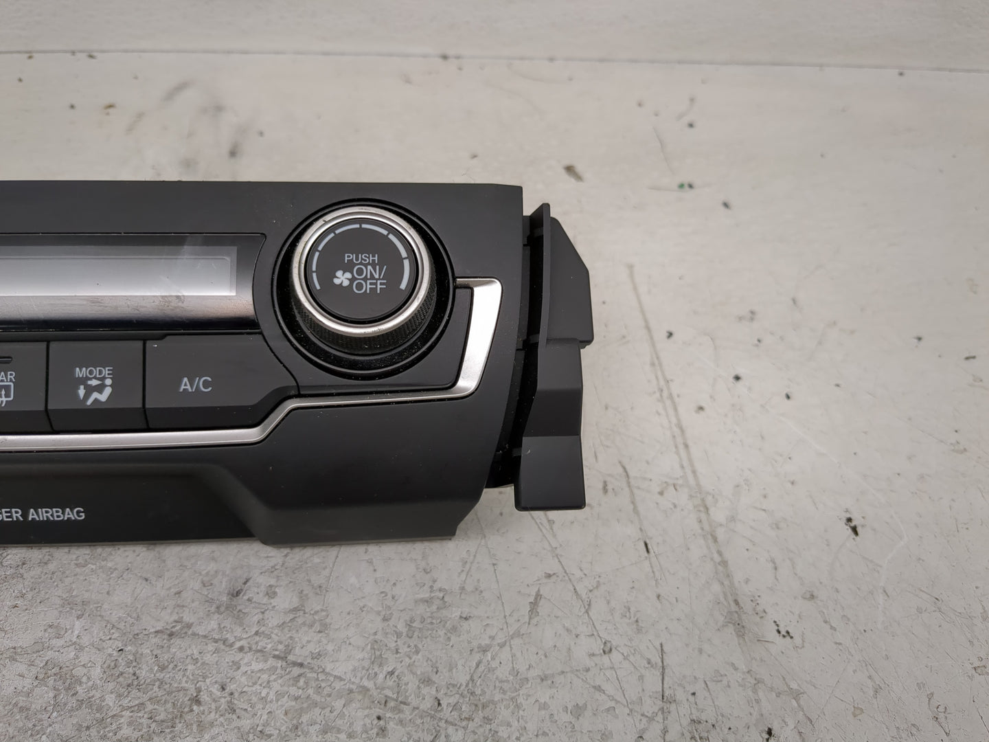 2016-2021 Honda Civic Climate Control Module Temperature AC/Heater Replacement P/N:79600TBAA121M1 Fits OEM Used Auto Parts -