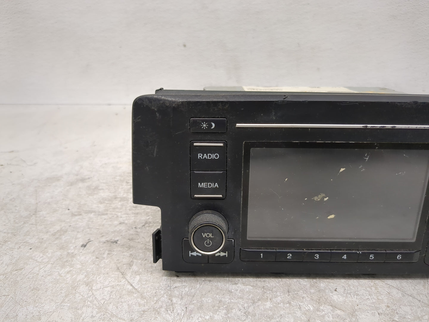2019-2021 Honda Civic Radio AM FM Cd Player Receiver Replacement Fits Fits 2019 2020 2021 OEM Used Auto Parts - Oemusedautop