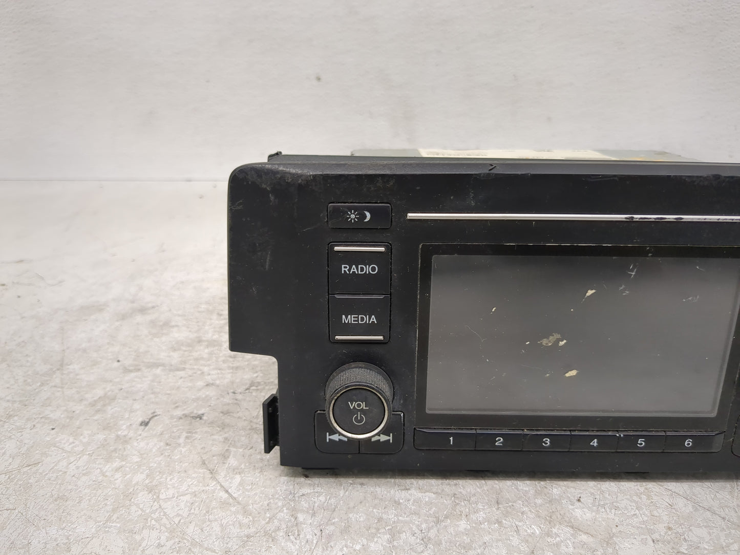 2019-2021 Honda Civic Radio AM FM Cd Player Receiver Replacement Fits Fits 2019 2020 2021 OEM Used Auto Parts - Oemusedautop