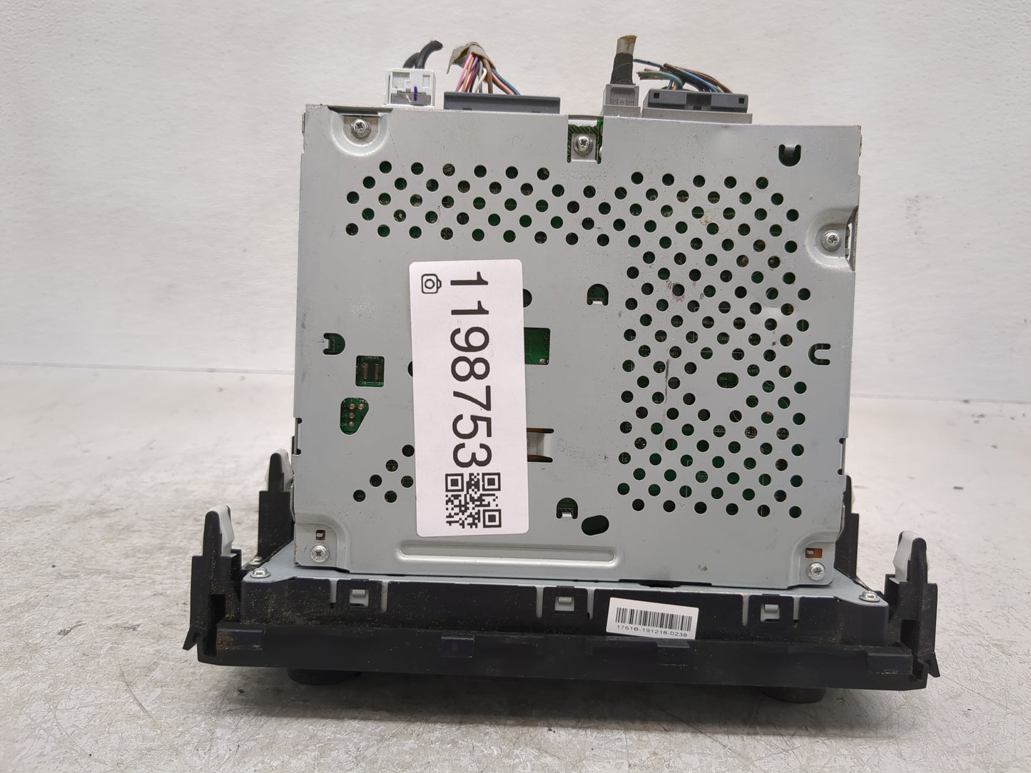 2019-2021 Honda Civic Radio AM FM Cd Player Receiver Replacement Fits Fits 2019 2020 2021 OEM Used Auto Parts - Oemusedautop