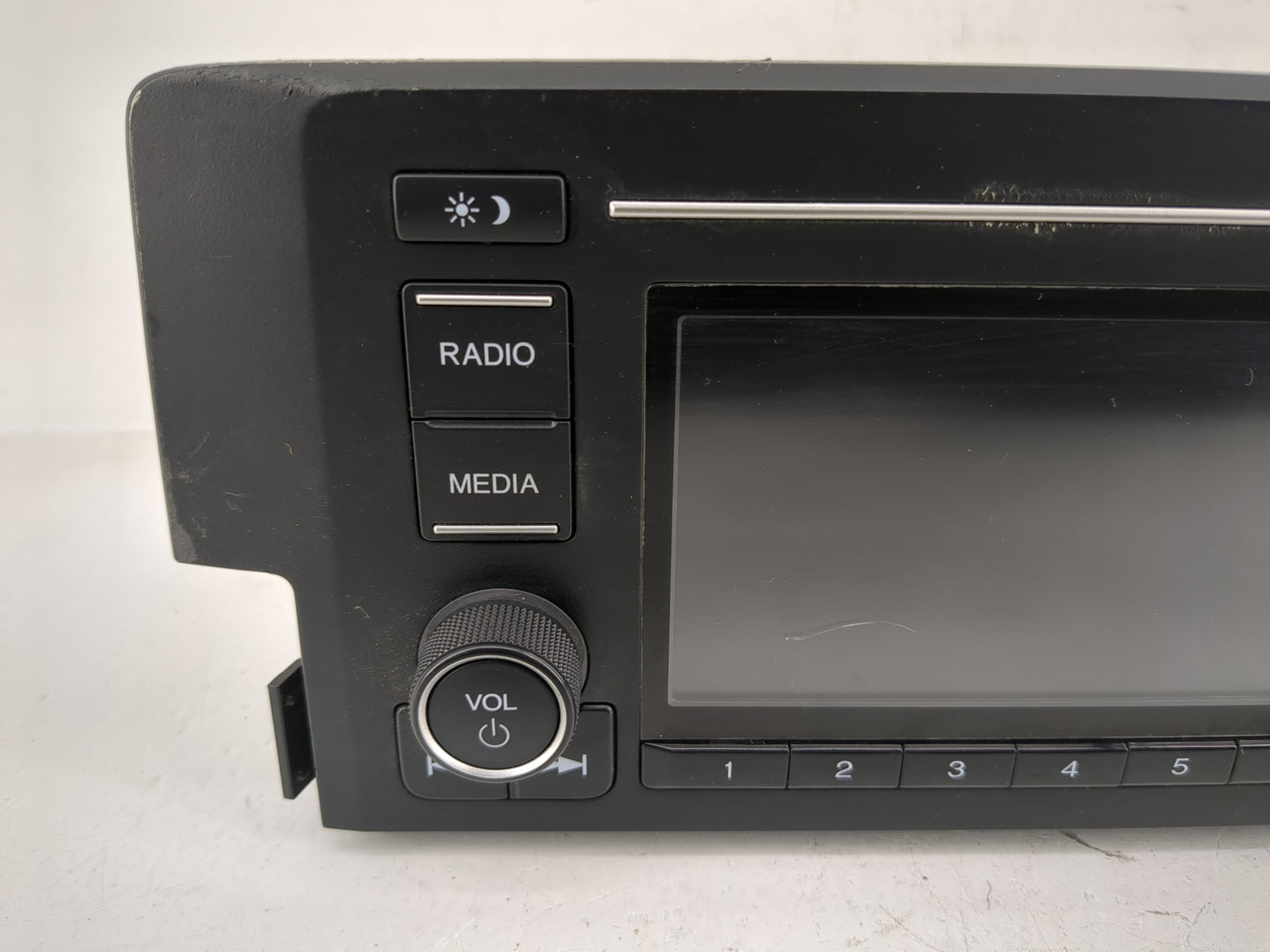 2019-2021 Honda Civic Radio AM FM Cd Player Receiver Replacement P/N:39100-TBA-A41 Fits Fits 2019 2020 2021 OEM Used Auto Pa