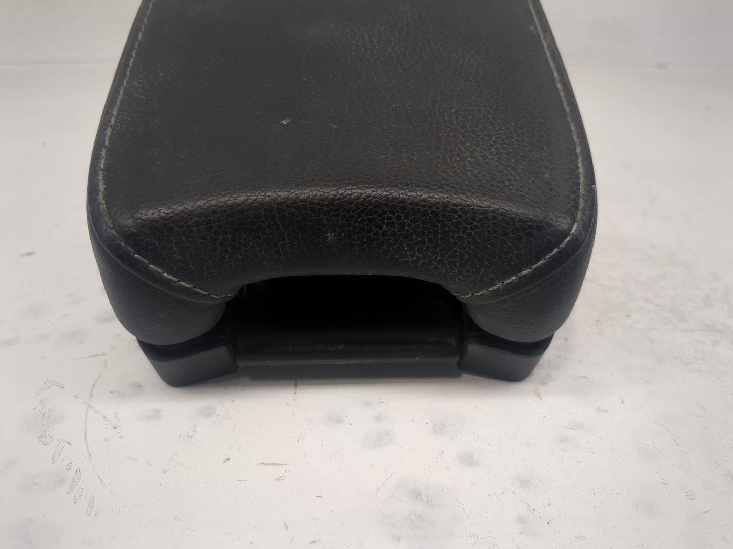 2020 Honda Civic Center Console Armrest Cover Lid Fits OEM Used Auto Parts - Oemusedautoparts1.com