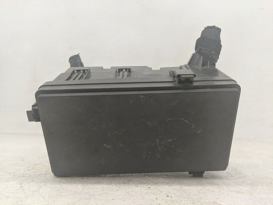 2019-2020 Honda Civic Fusebox Fuse Box Panel Relay Module P/N:020R11BWN7 191104 Fits Fits 2019 2020 OEM Used Auto Parts - Oe