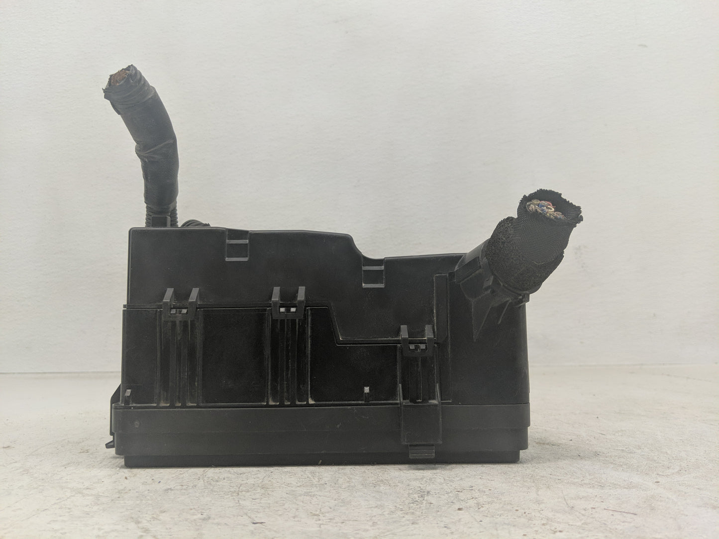 2019-2020 Honda Civic Fusebox Fuse Box Panel Relay Module P/N:020R11BWN7 191104 Fits Fits 2019 2020 OEM Used Auto Parts - Oe