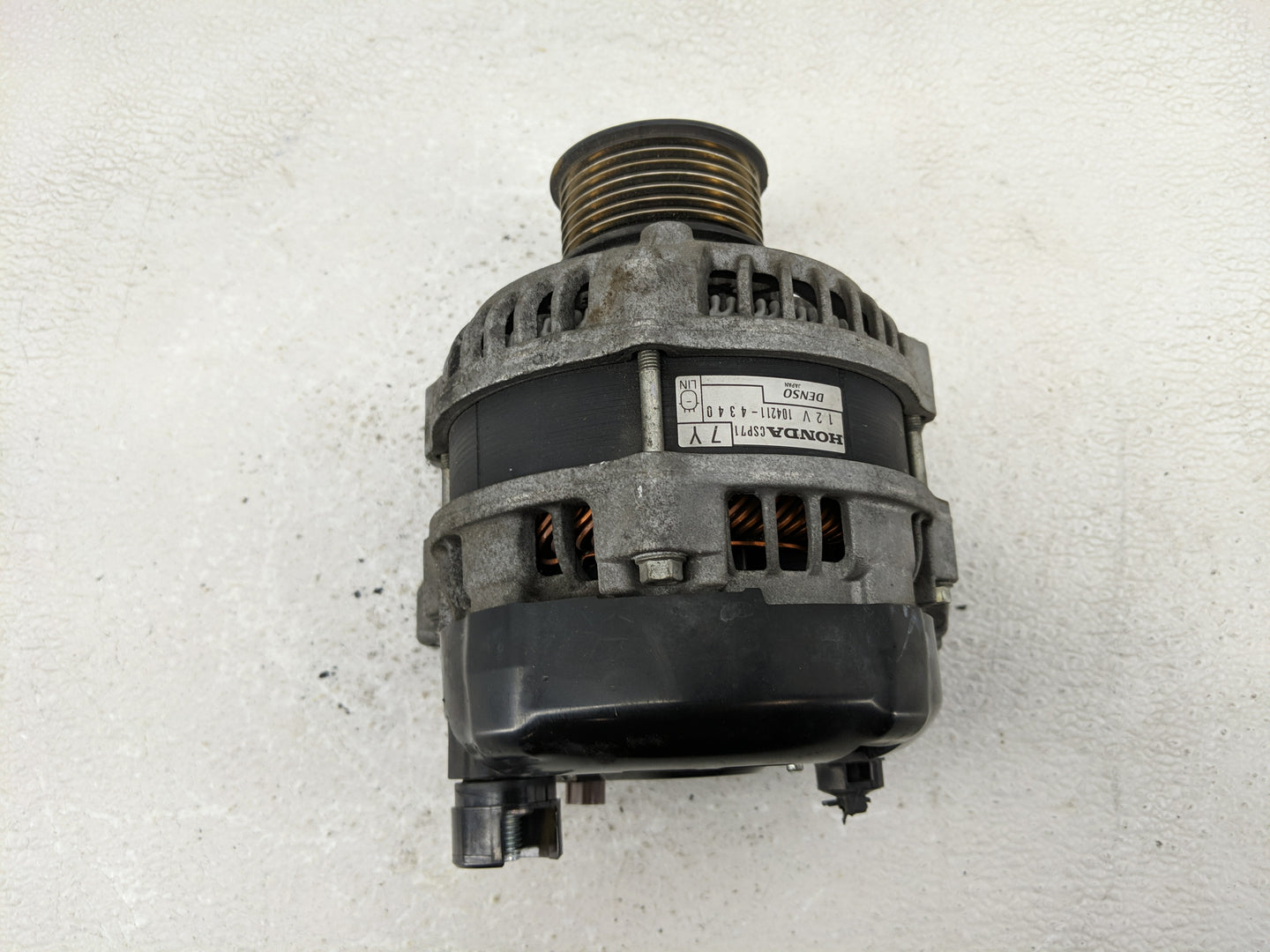 2017-2022 Honda Civic Alternator Replacement Generator Charging Assembly Engine OEM P/N:104211-4340 Fits OEM Used Auto Parts