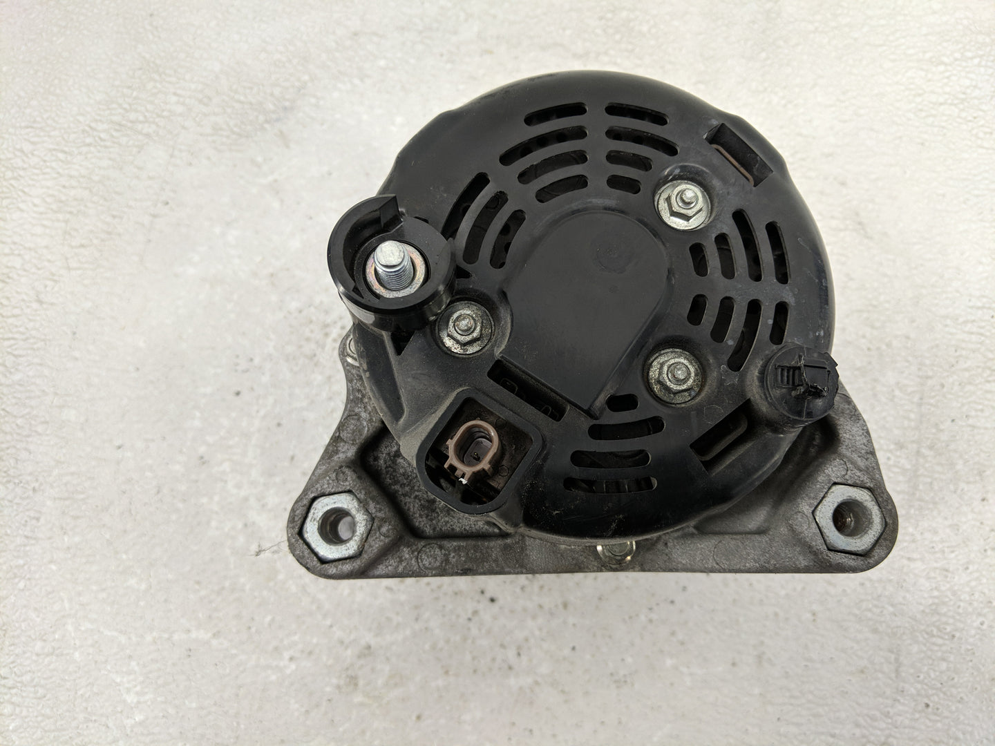 2017-2022 Honda Civic Alternator Replacement Generator Charging Assembly Engine OEM P/N:104211-4340 Fits OEM Used Auto Parts