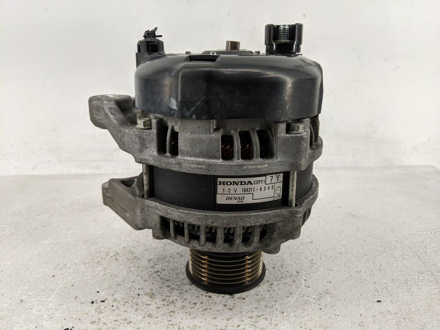 2017-2022 Honda Civic Alternator Replacement Generator Charging Assembly Engine OEM P/N:104211-4340 Fits OEM Used Auto Parts