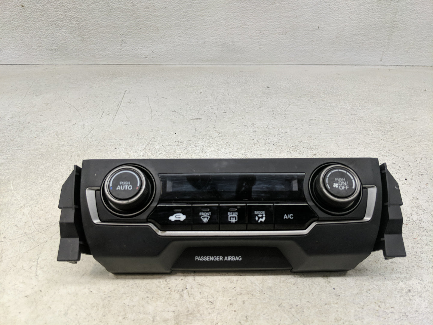 2017-2021 Honda Civic Climate Control Module Temperature AC/Heater Replacement P/N:1049A2 193039 0290A3 041116 Fits OEM Used