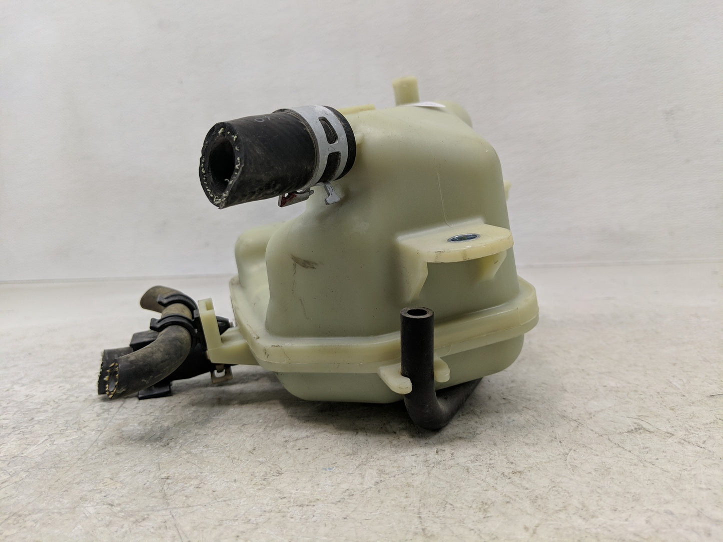 2016-2021 Honda Civic Radiator Coolant Overflow Expansion Tank Bottle - Oemusedautoparts1.com