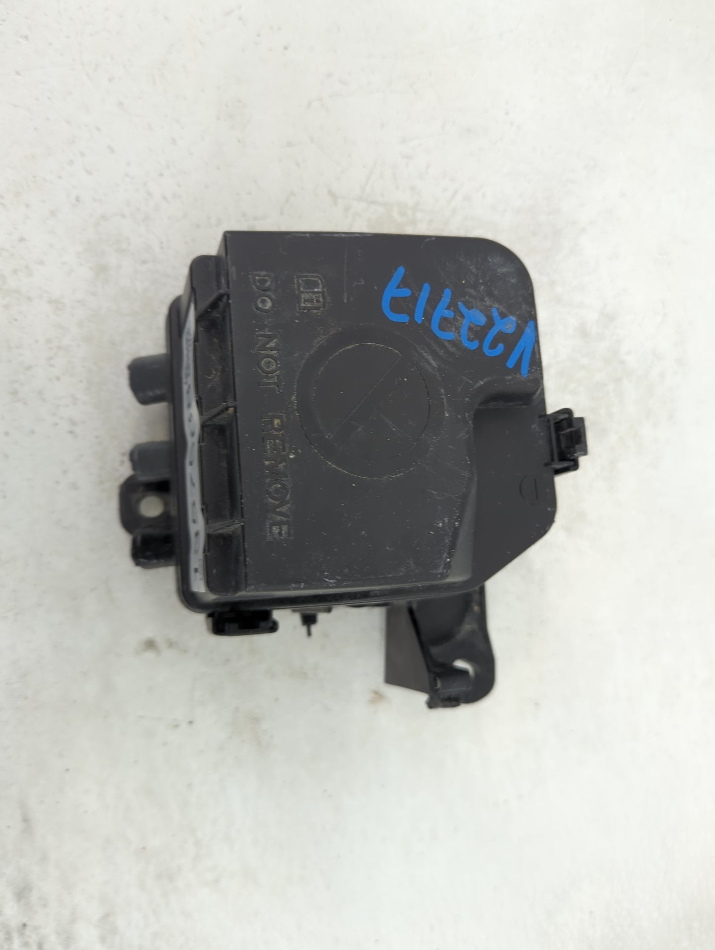 2019-2020 Honda Civic Fusebox Fuse Box Panel Relay Module Fits Fits 2019 2020 OEM Used Auto Parts - Oemusedautoparts1.com