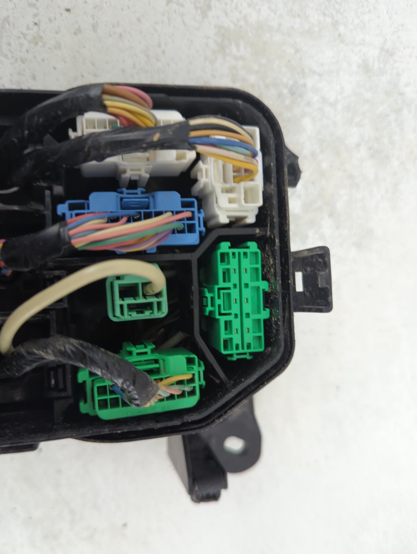2019-2020 Honda Civic Fusebox Fuse Box Panel Relay Module Fits Fits 2019 2020 OEM Used Auto Parts - Oemusedautoparts1.com