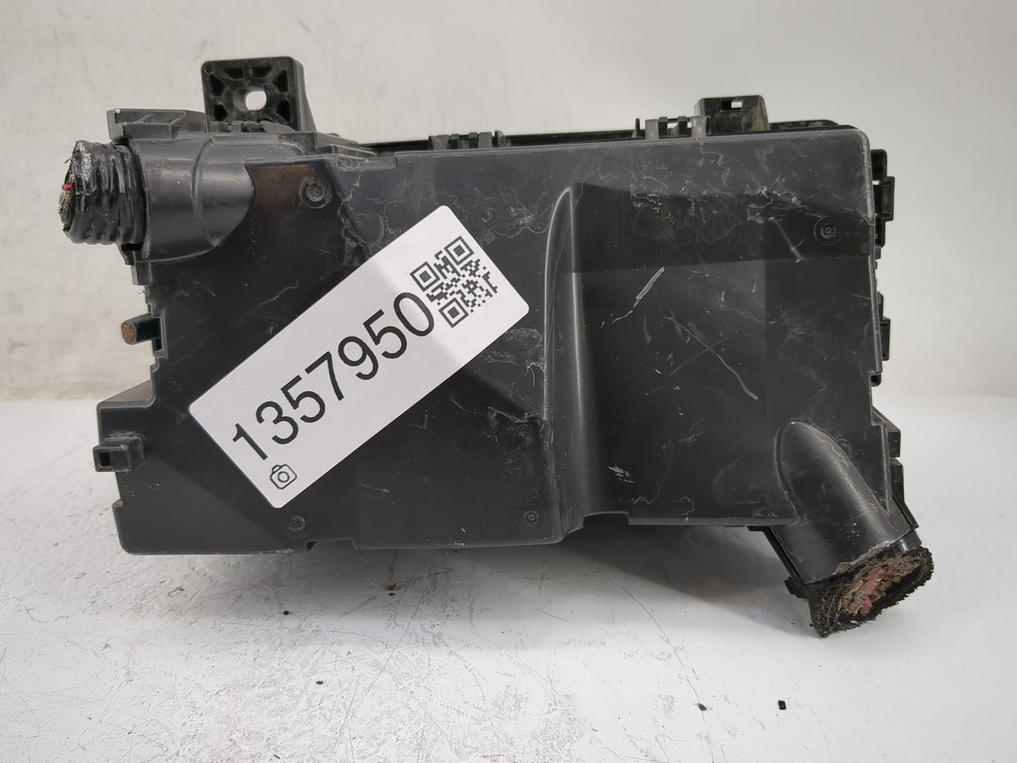 2019-2020 Honda Civic Fusebox Fuse Box Panel Relay Module Fits Fits 2019 2020 OEM Used Auto Parts - Oemusedautoparts1.com