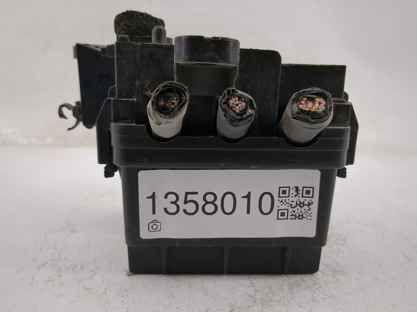 2019-2020 Honda Civic Fusebox Fuse Box Panel Relay Module Fits Fits 2019 2020 OEM Used Auto Parts - Oemusedautoparts1.com