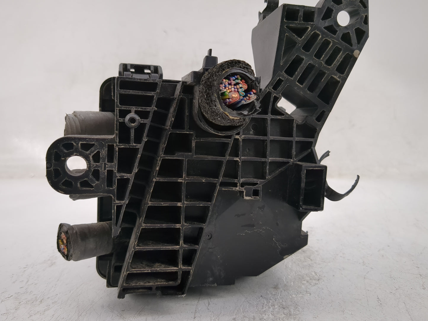 2019-2020 Honda Civic Fusebox Fuse Box Panel Relay Module Fits Fits 2019 2020 OEM Used Auto Parts - Oemusedautoparts1.com