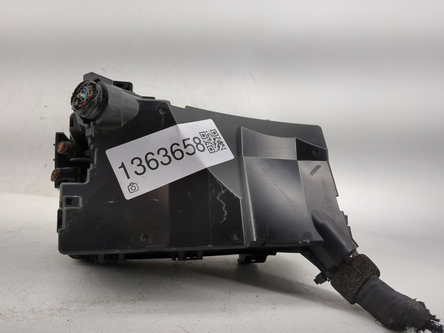 2019-2020 Honda Civic Fusebox Fuse Box Panel Relay Module P/N:TBA A210 A2 Fits Fits 2019 2020 OEM Used Auto Parts - Oemuseda