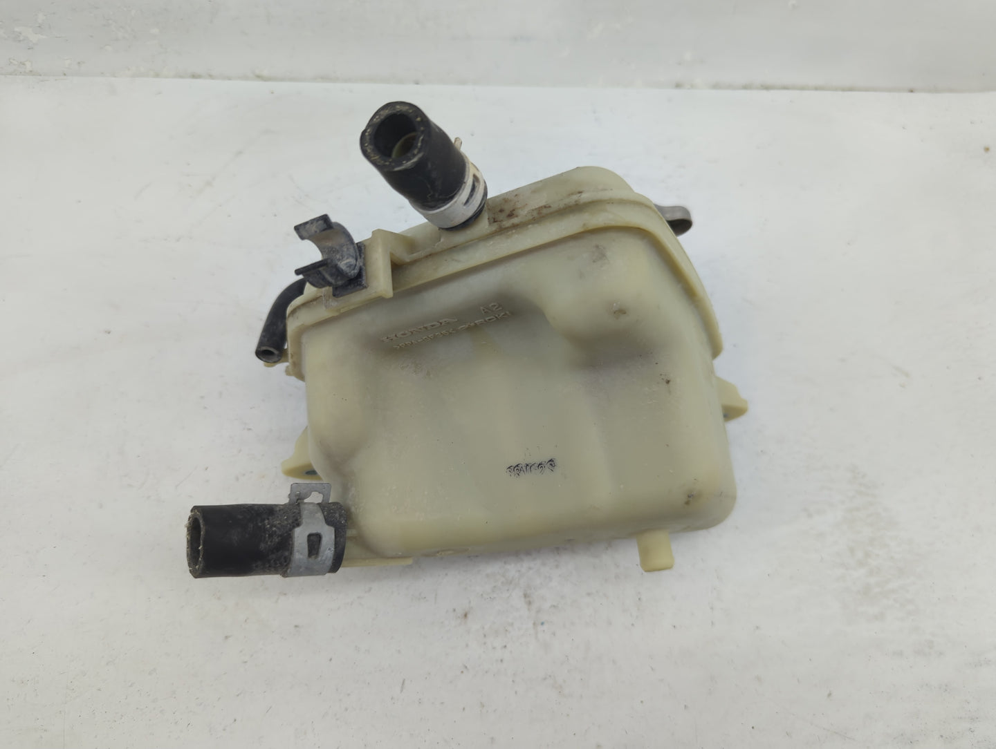 2016-2021 Honda Civic Radiator Coolant Overflow Expansion Tank Bottle 1369118 - Oemusedautoparts1.com