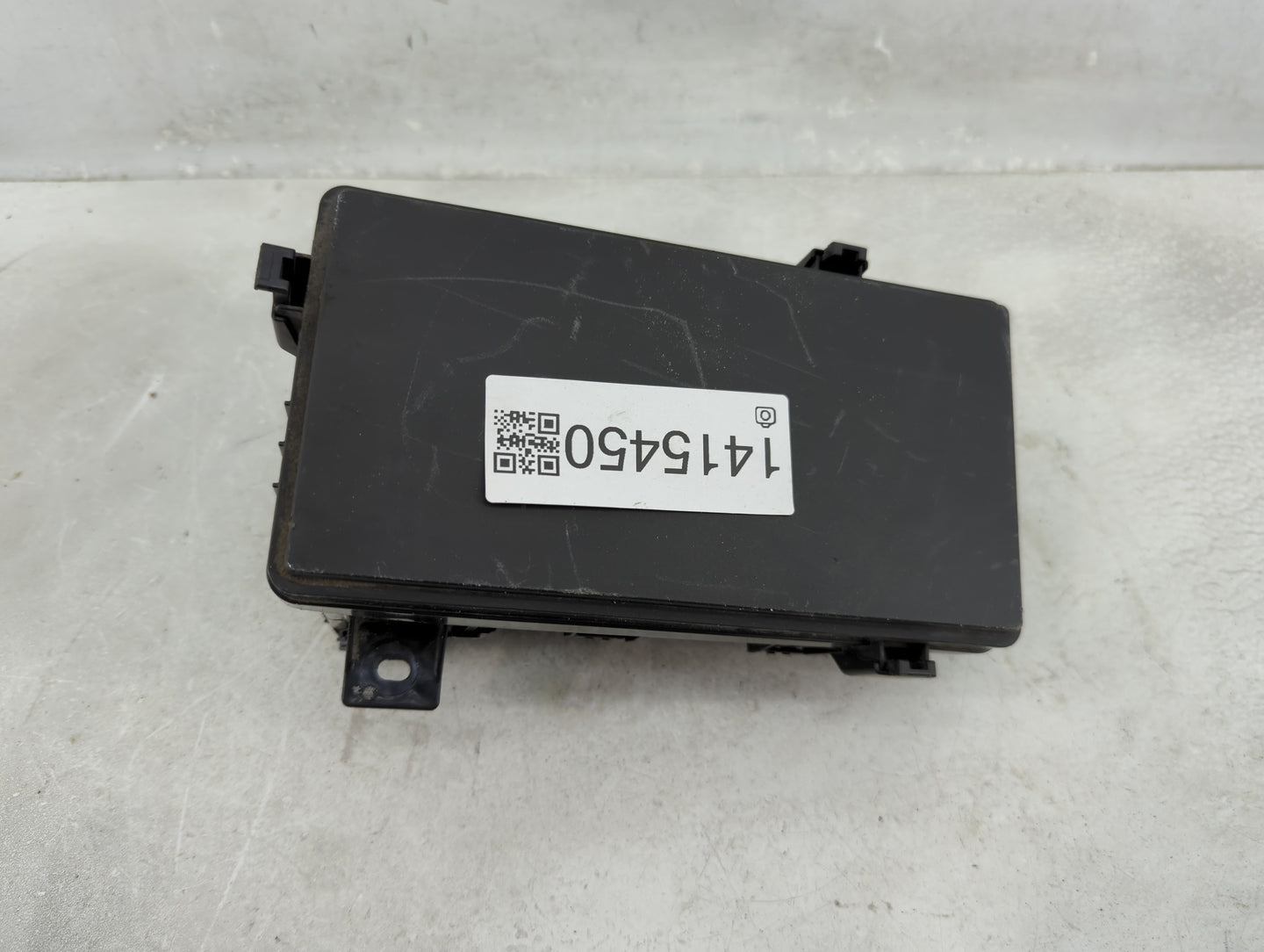 2019-2020 Honda Civic Fusebox Fuse Box Panel Relay Module P/N:TBAA210A2 Fits Fits 2019 2020 OEM Used Auto Parts - Oemusedaut