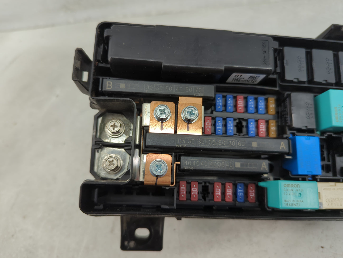 2019-2020 Honda Civic Fusebox Fuse Box Panel Relay Module P/N:TBAA210A2 Fits Fits 2019 2020 OEM Used Auto Parts - Oemusedaut