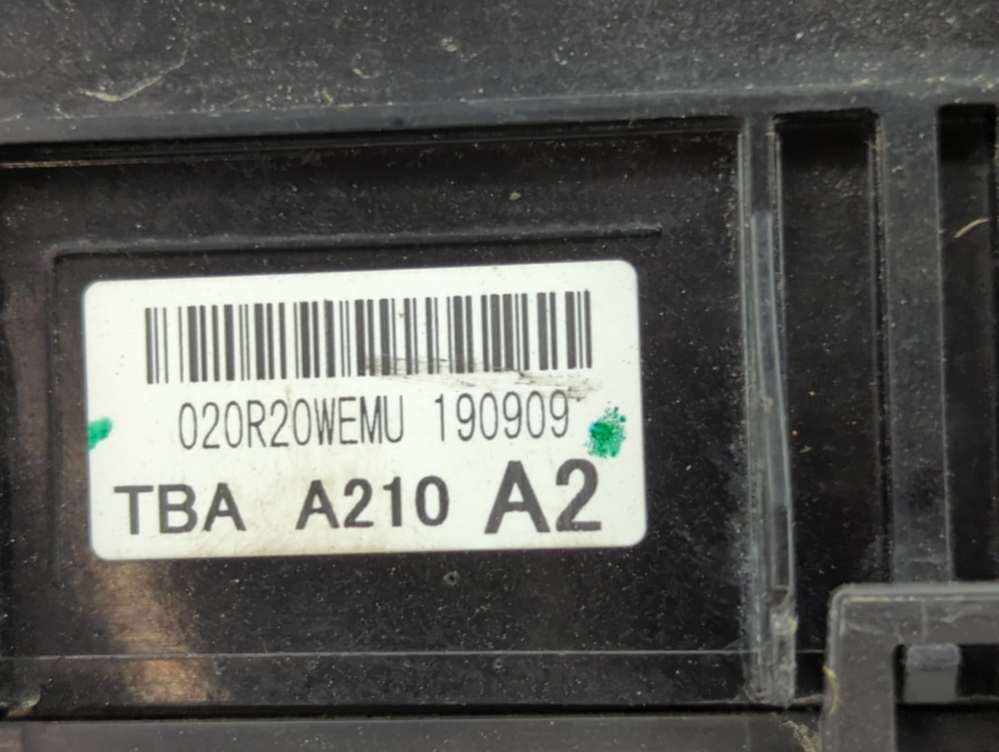 2019-2020 Honda Civic Fusebox Fuse Box Panel Relay Module P/N:TBAA210A2 Fits Fits 2019 2020 OEM Used Auto Parts - Oemusedaut
