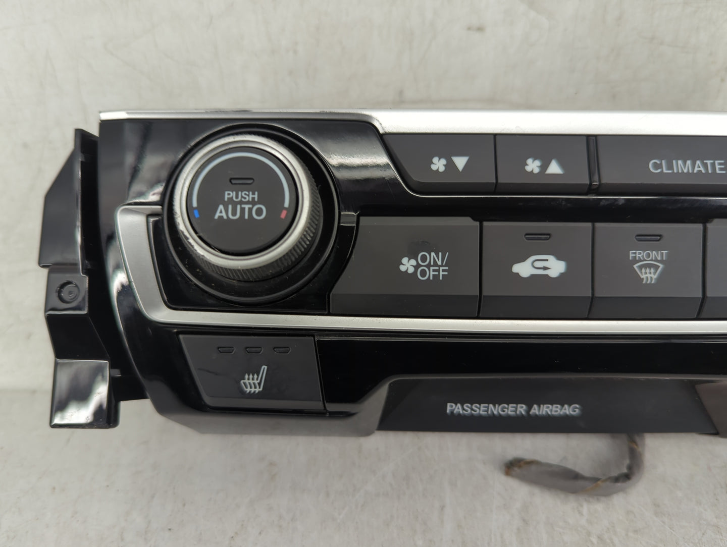 2019-2021 Honda Civic Climate Control Module Temperature AC/Heater Replacement P/N:79600TBAA911M1 SANWA2A676H Fits OEM Used 