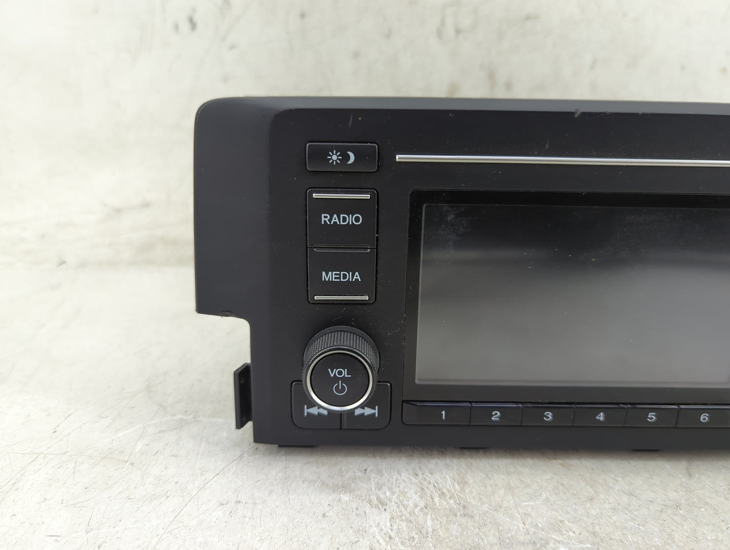 2019-2021 Honda Civic Radio AM FM Cd Player Receiver Replacement P/N:39100-TBA-A41 Fits Fits 2019 2020 2021 OEM Used Auto Pa