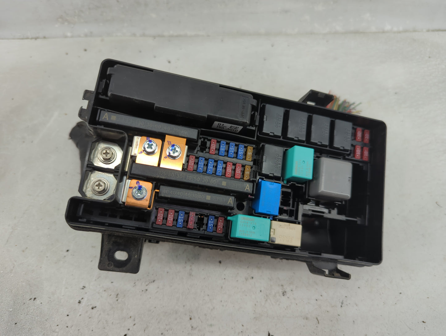 2019-2020 Honda Civic Fusebox Fuse Box Panel Relay Module P/N:TBAA210A2 Fits Fits 2019 2020 OEM Used Auto Parts - Oemusedaut