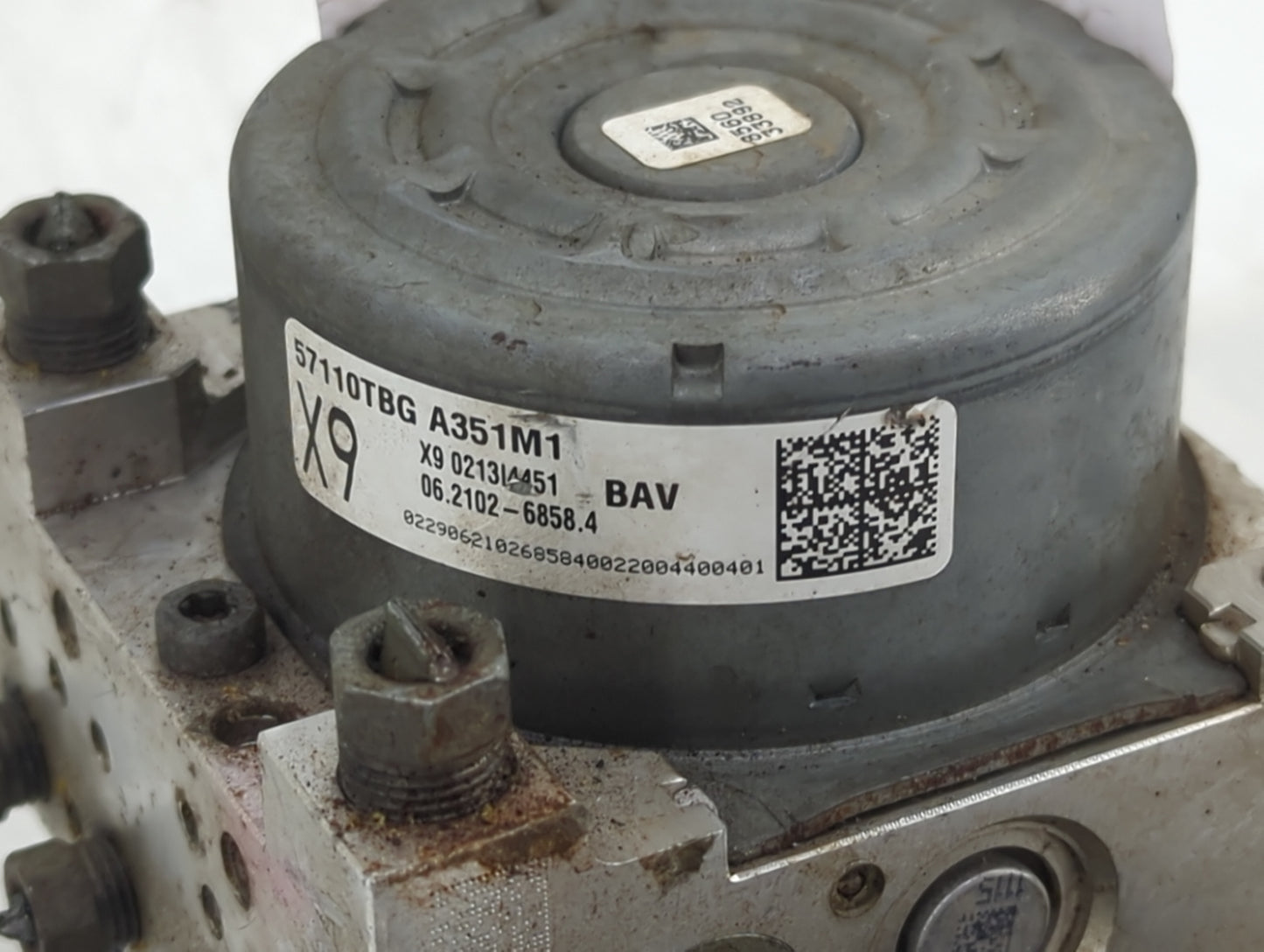 2019-2020 Honda Civic ABS Pump Control Module Replacement P/N:57110TBG A351M1 Fits Fits 2019 2020 OEM Used Auto Parts - Oemu