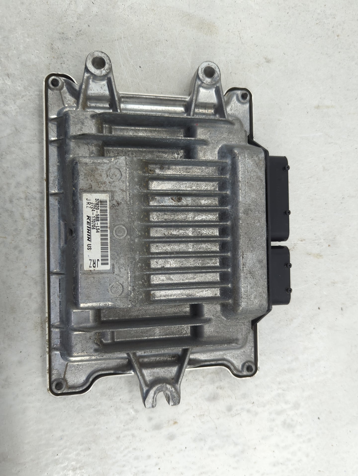 2019-2021 Honda Civic PCM Engine Control Computer ECU ECM PCU OEM P/N:37820-5BB-L54 J724-170704 Fits Fits 2019 2020 2021 OEM