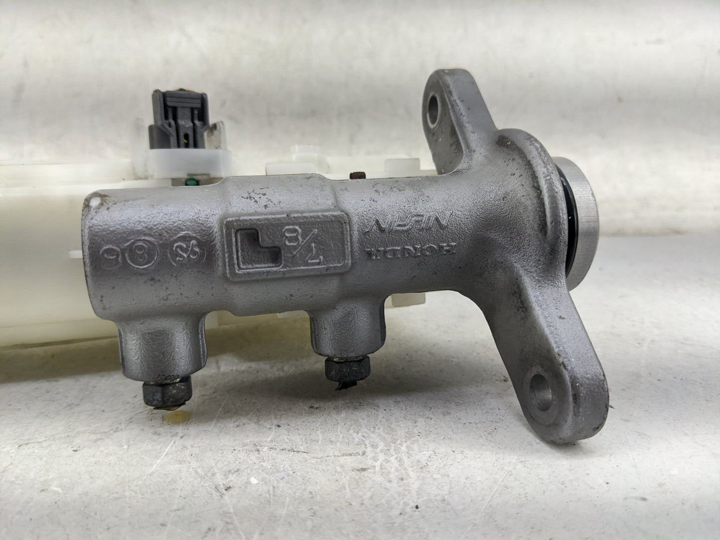 2020 Honda Civic Brake Master Cylinder 1467573 - Oemusedautoparts1.com