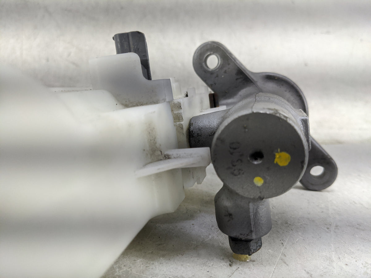 2016-2020 Honda Civic Brake Master Cylinder 1467573 - Oemusedautoparts1.com