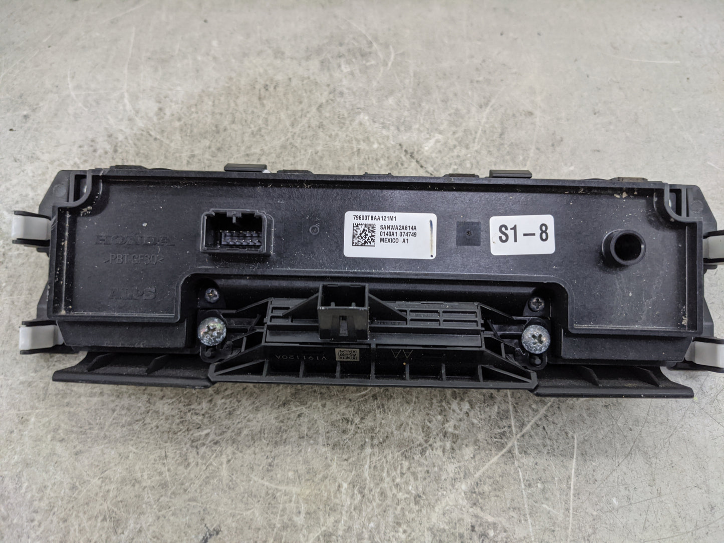 2016-2021 Honda Civic Climate Control Module Temperature AC/Heater Replacement P/N:79600TBAA121M1 SANWA2A614A Fits OEM Used 
