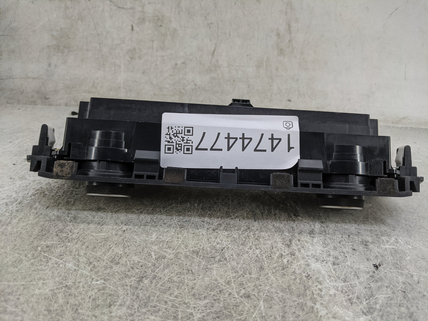 2016-2021 Honda Civic Climate Control Module Temperature AC/Heater Replacement P/N:79600TBAA121M1 SANWA2A614A Fits OEM Used 