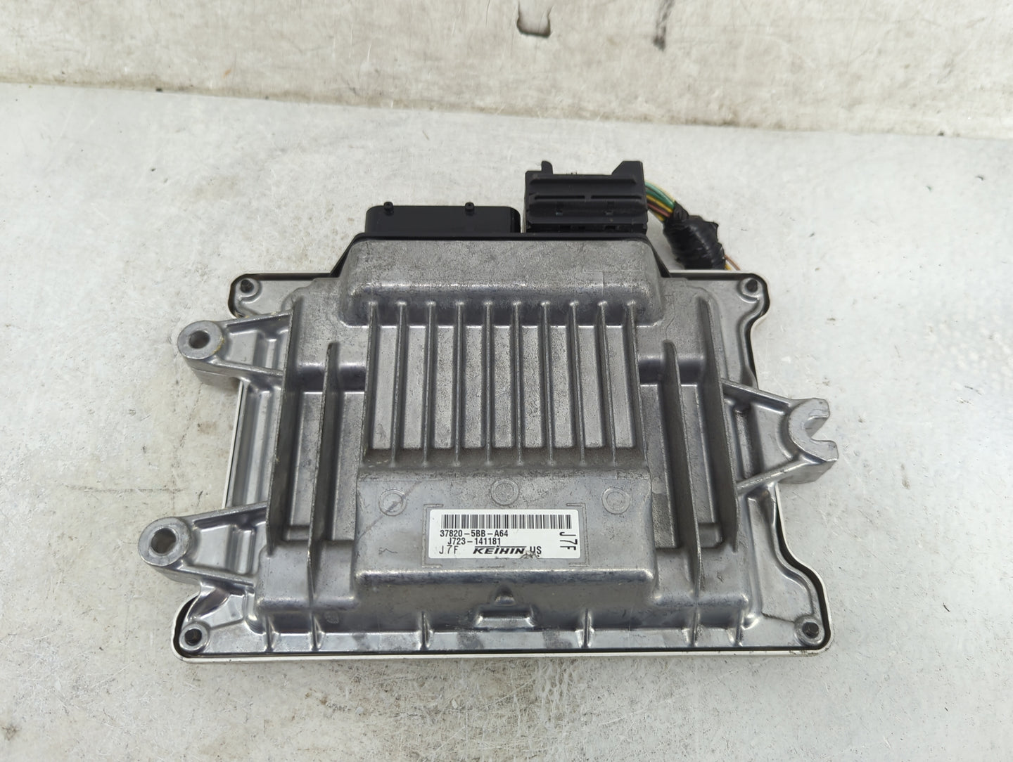 2019-2021 Honda Civic PCM Engine Control Computer ECU ECM PCU OEM P/N:37820-5BB-A64 J723-141181 Fits Fits 2019 2020 2021 OEM