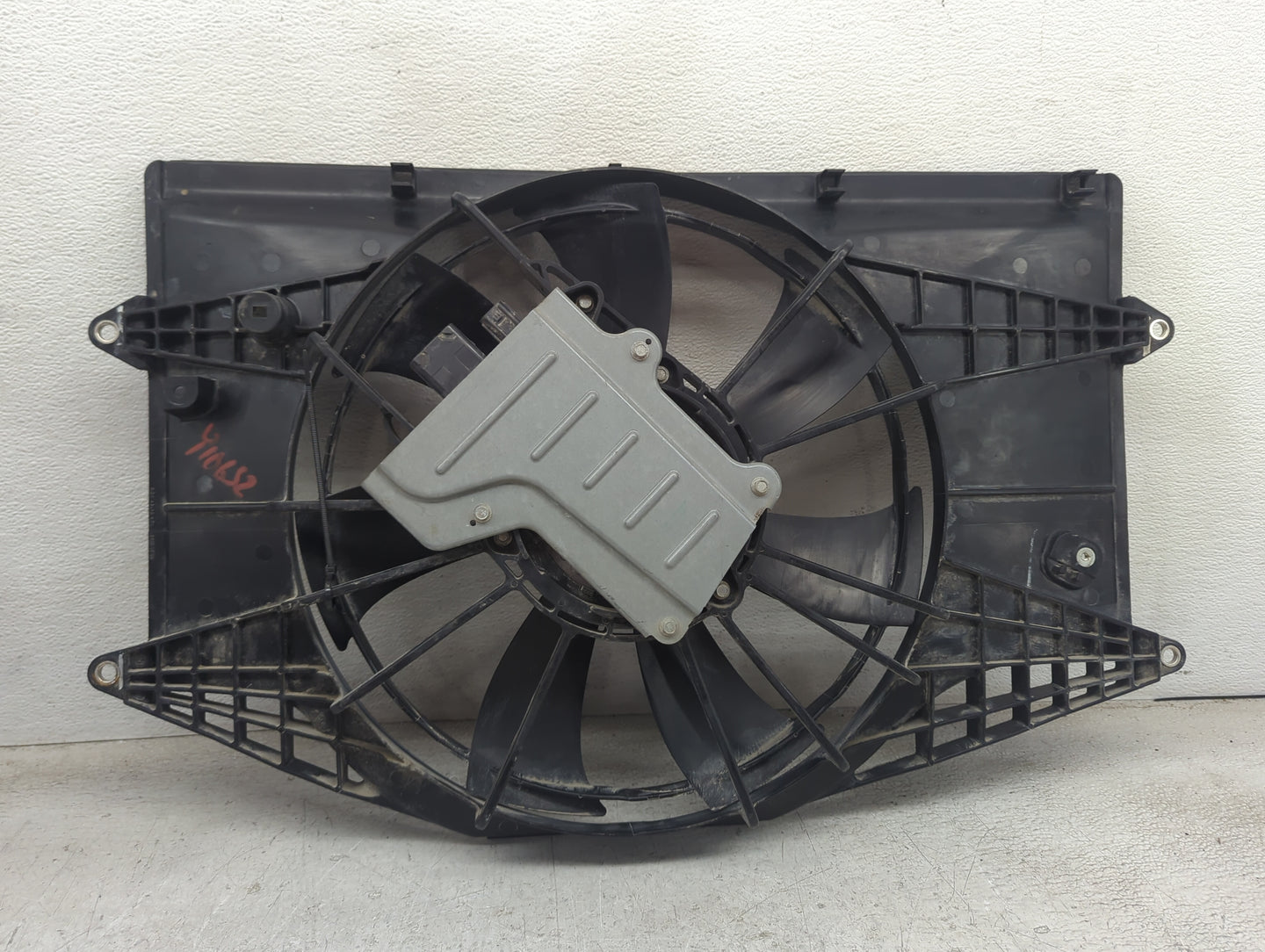 2016-2021 Honda Civic Electric Radiator Cooling Fan Motor Assembly P/N:1BD001/420 Fits Fits 2016 2017 2018 2019 2020 2021 OE