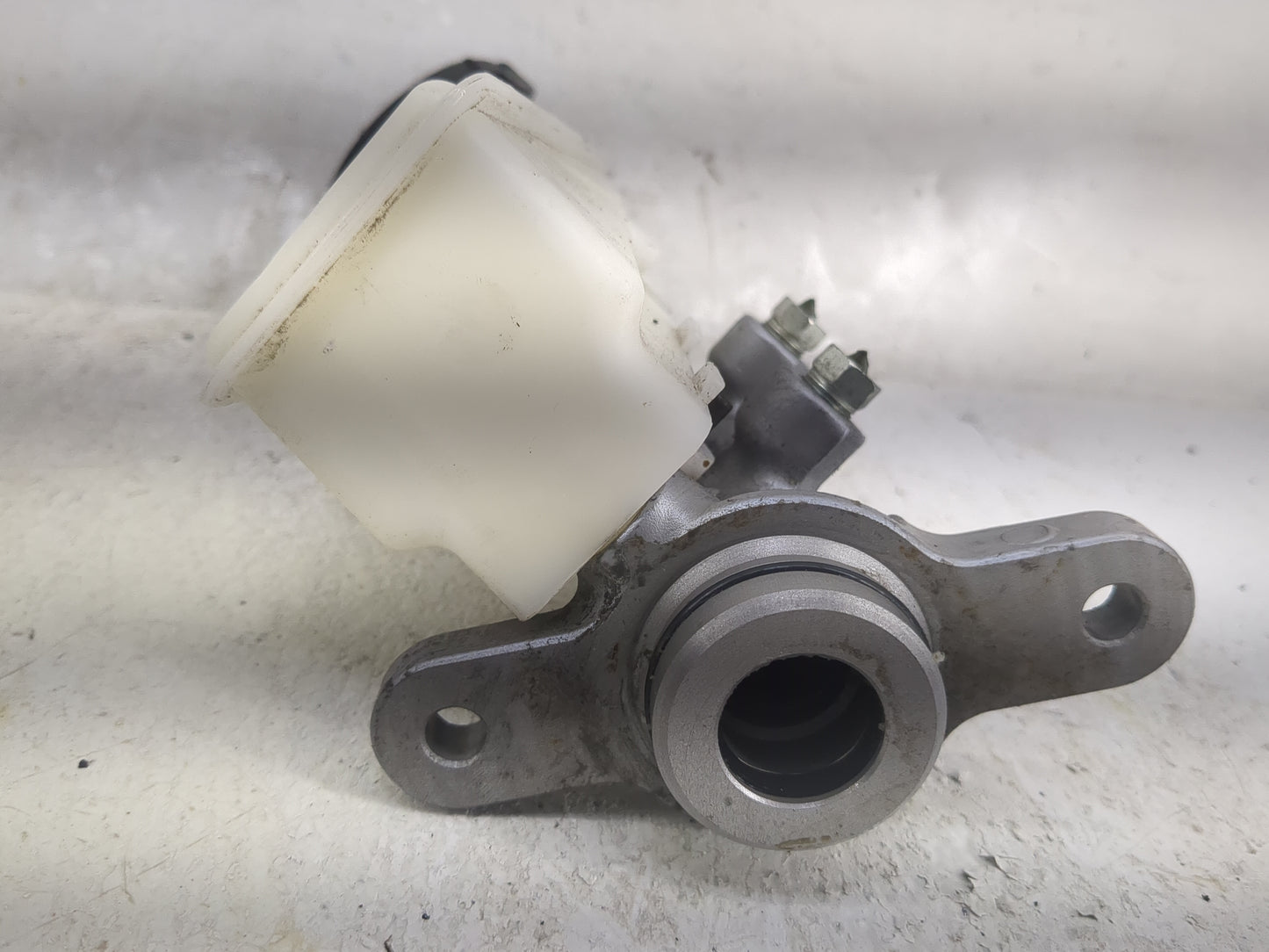 2020 Honda Civic Brake Master Cylinder 1497887 - Oemusedautoparts1.com