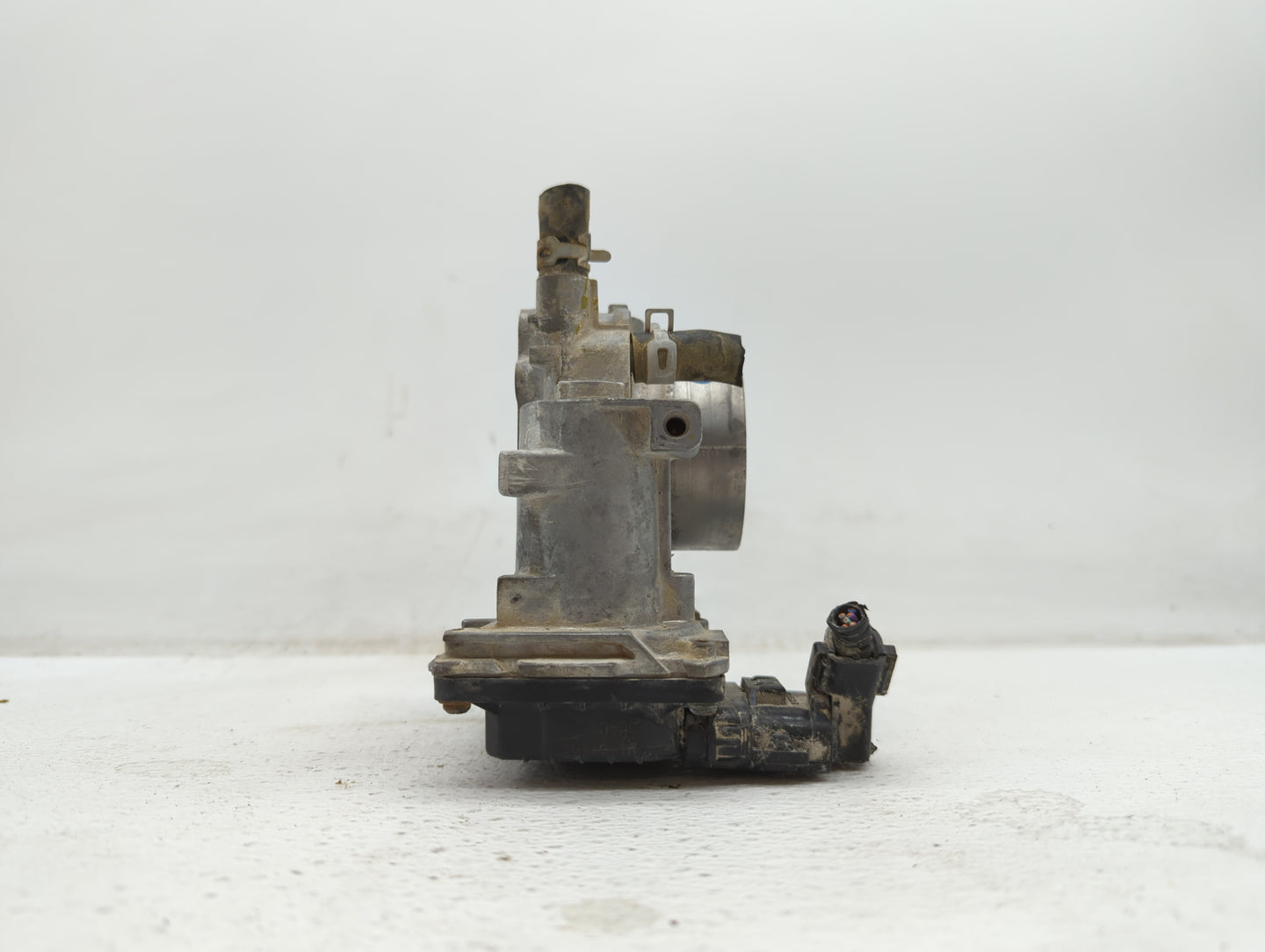 2016-2019 Honda Civic Throttle Body P/N:GMH1A Fits Fits 2016 2017 2018 2019 OEM Used Auto Parts - Oemusedautoparts1.com