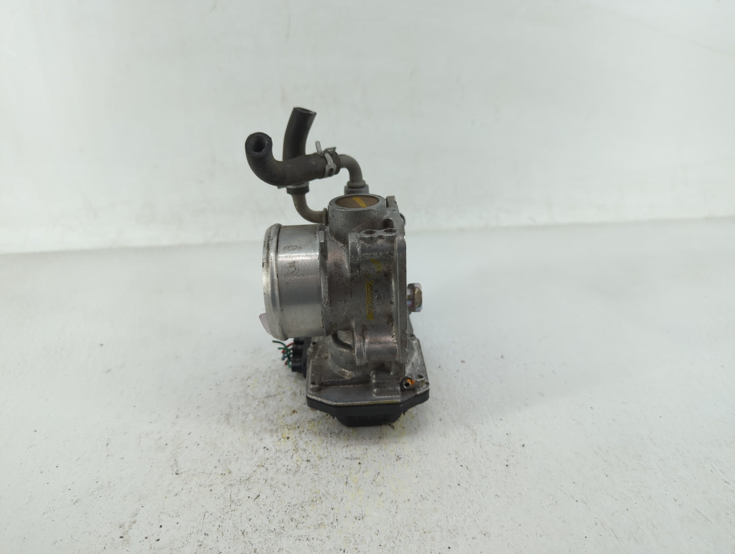2016-2022 Honda Civic Throttle Body P/N:GMG9A Fits Fits 2016 2017 2018 2019 2020 2021 2022 OEM Used Auto Parts - Oemusedauto