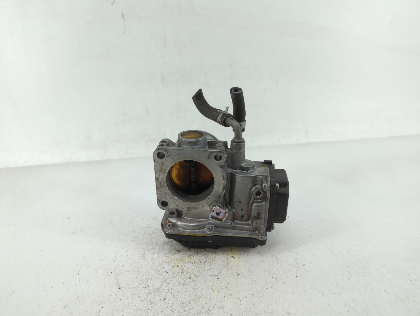2016-2022 Honda Civic Throttle Body P/N:GMG9A Fits Fits 2016 2017 2018 2019 2020 2021 2022 OEM Used Auto Parts - Oemusedauto
