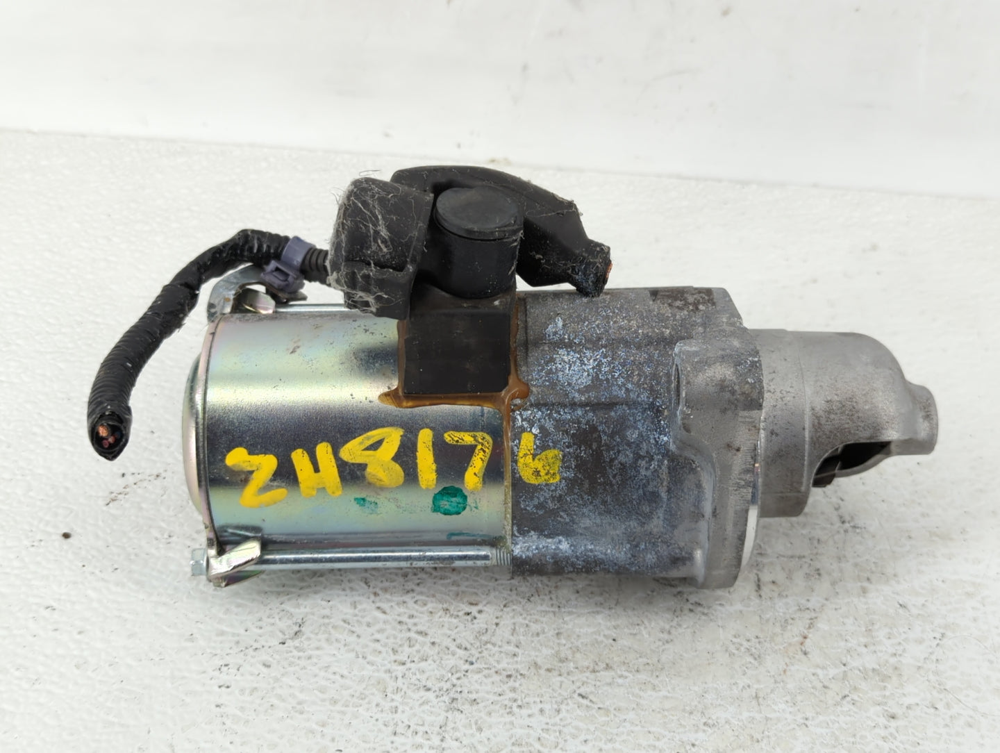 2016-2017 Honda Civic Car Starter Motor Solenoid OEM P/N:SM-75020 Fits Fits 2016 2017 2020 OEM Used Auto Parts - Oemusedauto