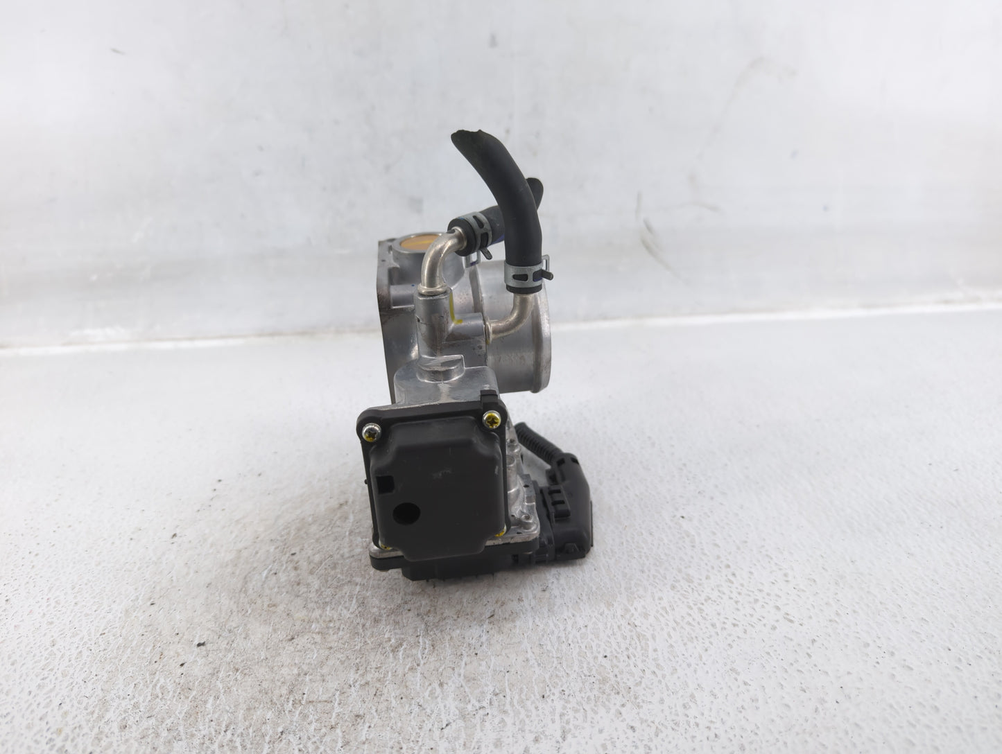 2016-2022 Honda Civic Throttle Body Fits Fits 2016 2017 2018 2019 2020 2021 2022 OEM Used Auto Parts - Oemusedautoparts1.com