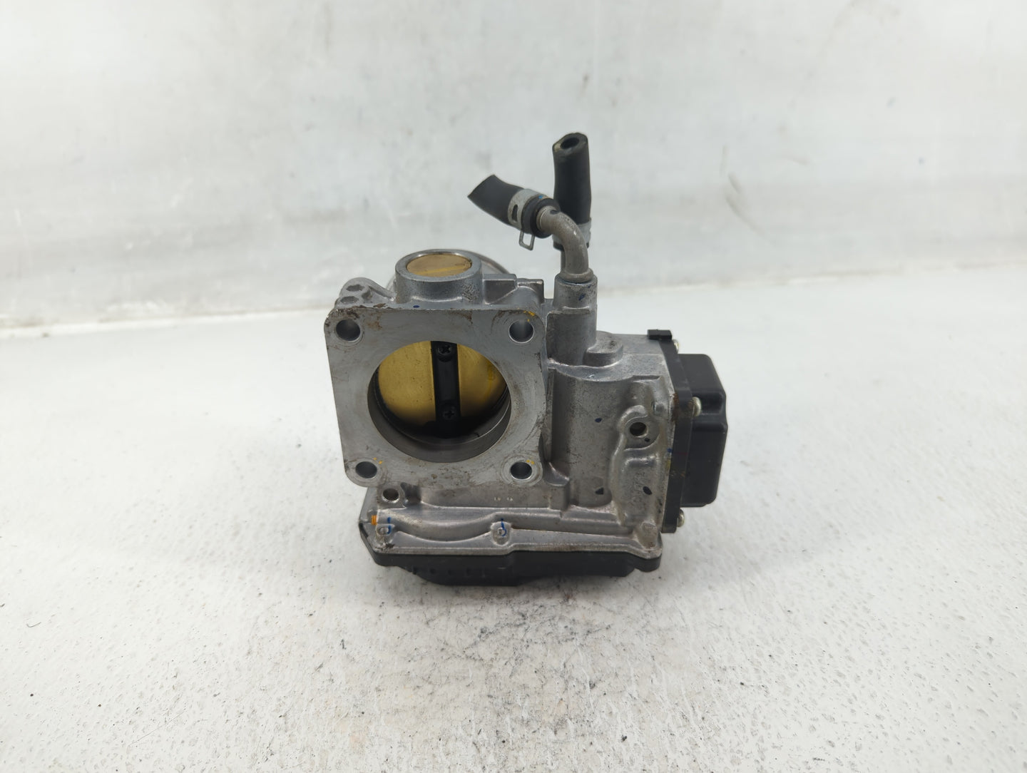 2016-2022 Honda Civic Throttle Body P/N:GMG9A Fits Fits 2016 2017 2018 2019 2020 2021 2022 OEM Used Auto Parts - Oemusedauto