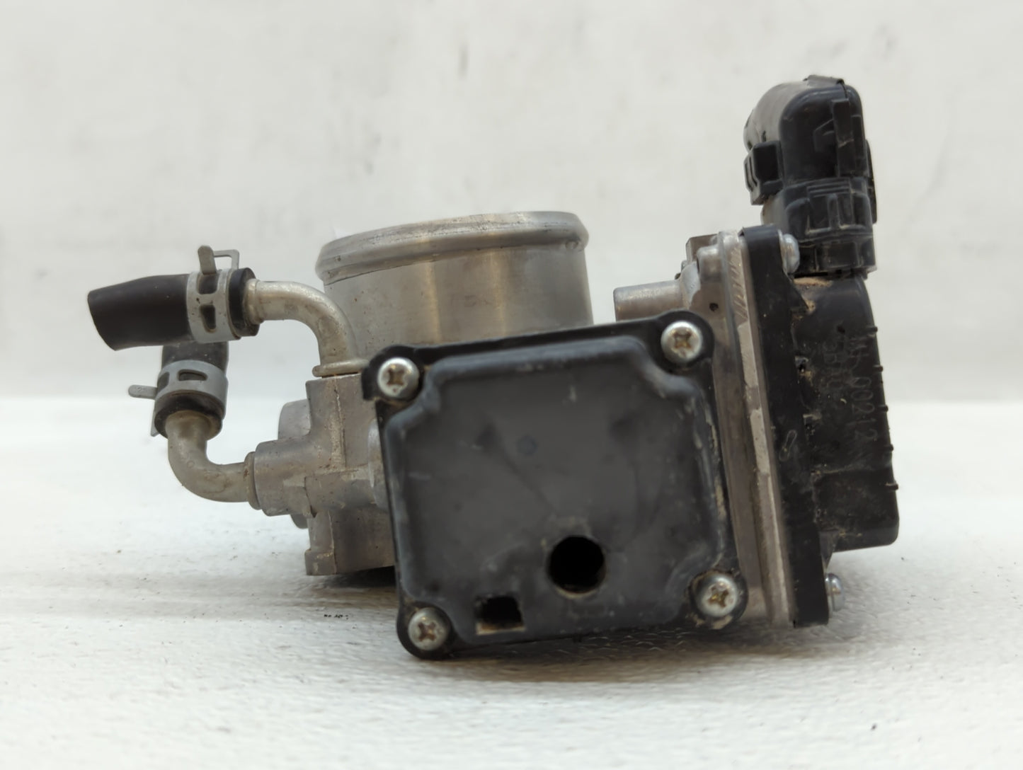 2016-2022 Honda Civic Throttle Body P/N:M22850070355 Fits Fits 2016 2017 2018 2019 2020 2021 2022 OEM Used Auto Parts - Oemu