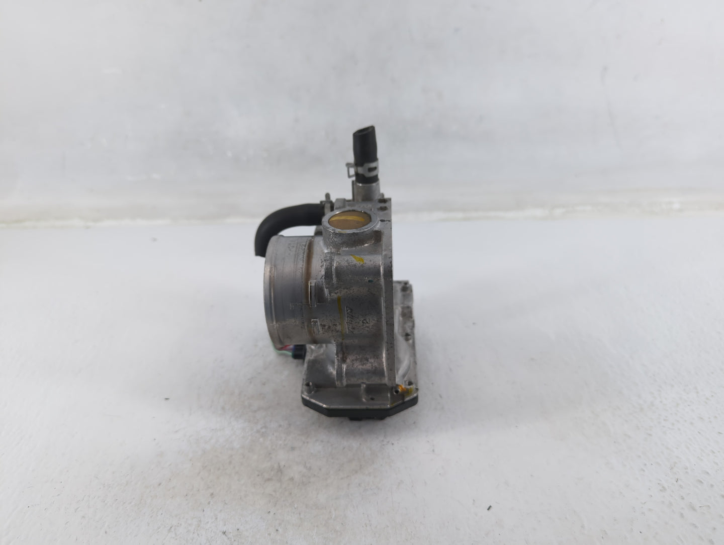 2016-2022 Honda Civic Throttle Body P/N:395378 M190927, GMH1A Fits Fits 2016 2017 2018 2019 2020 2021 2022 OEM Used Auto Par