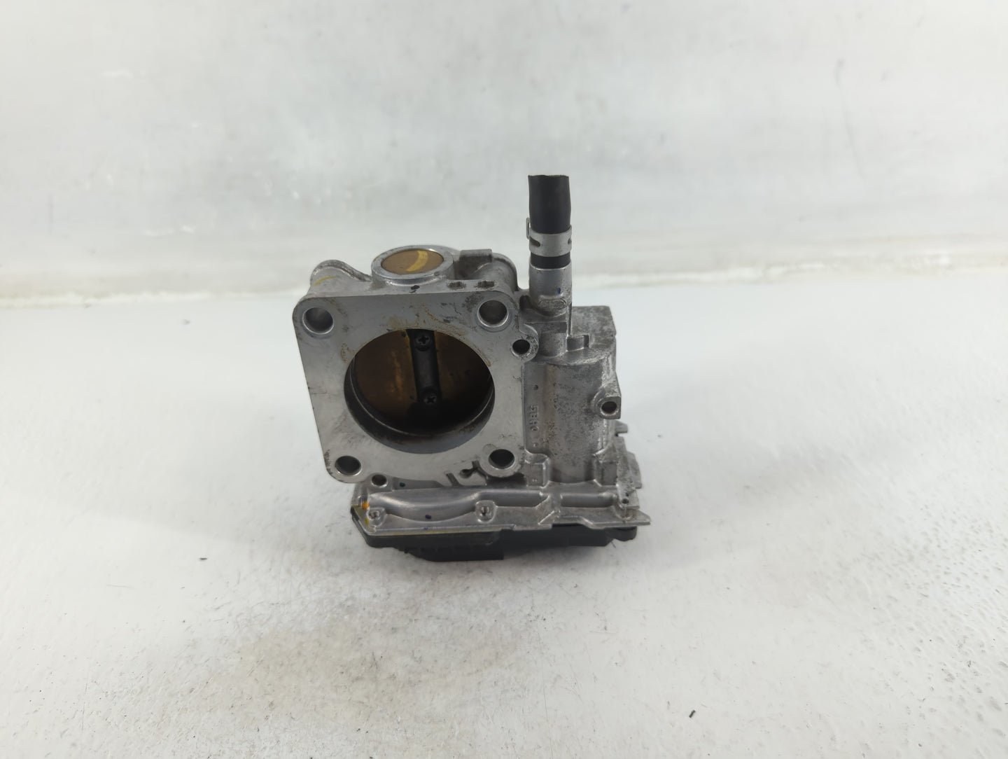 2016-2022 Honda Civic Throttle Body P/N:395378 M190927, GMH1A Fits Fits 2016 2017 2018 2019 2020 2021 2022 OEM Used Auto Par