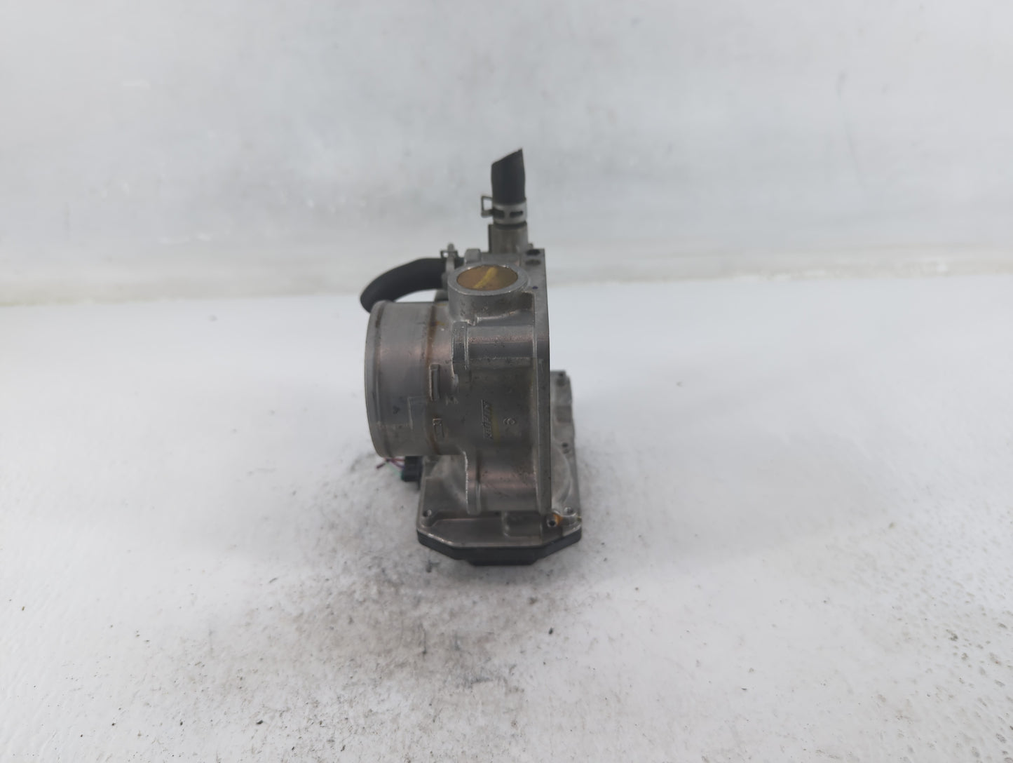 2016-2022 Honda Civic Throttle Body P/N:505007 M91202, GMH1A Fits Fits 2016 2017 2018 2019 2020 2021 2022 OEM Used Auto Part